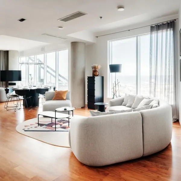 W Apartments 180 View Luxury 4BR Residence, Sauna, ξενοδοχείο στο Ταλίν