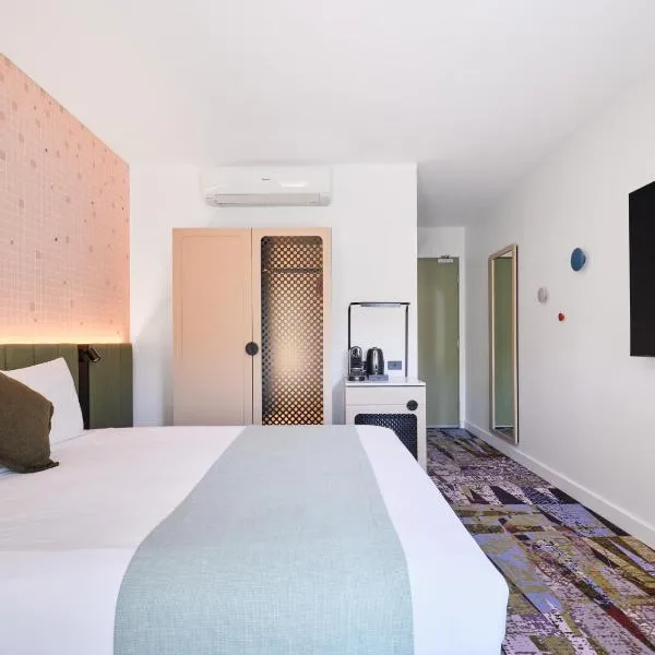 Novotel St Kilda, hotel u gradu Melburn