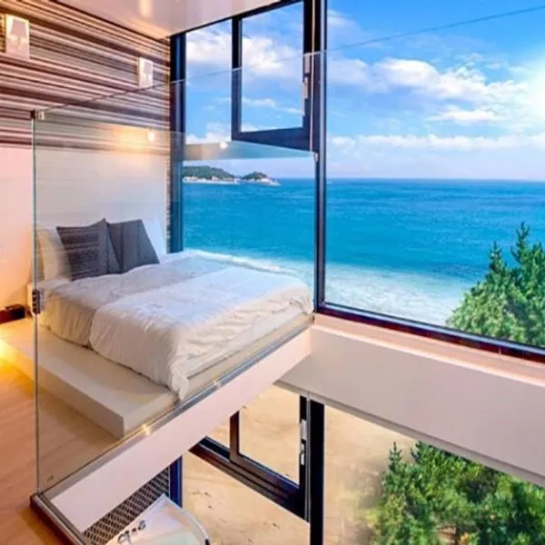 Gosung La Henne Pull Villa J, hotel a Goseong