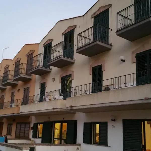 Casa Allende – hotel w mieście Bosa