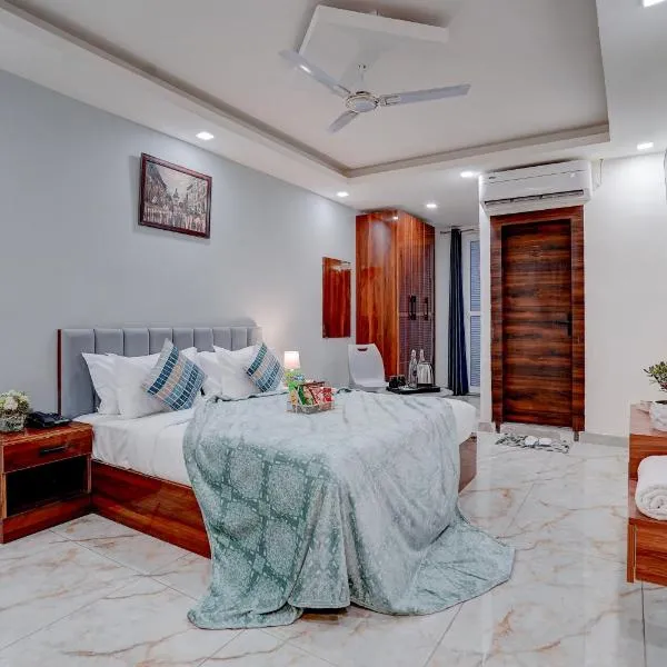 Noida में, होटल Restin Hotel - Spectrum Mall Road - Sector 101