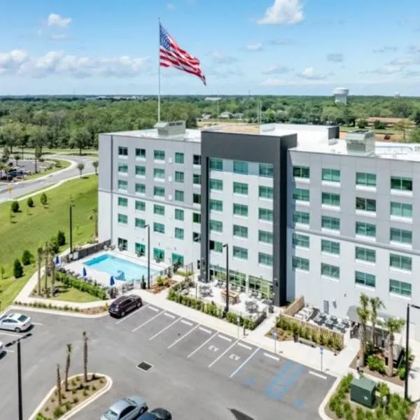 Holiday Inn Express & Suites Fort Walton Beach - Eglin Area by IHG, готель у місті Форт-Волтон-Біч