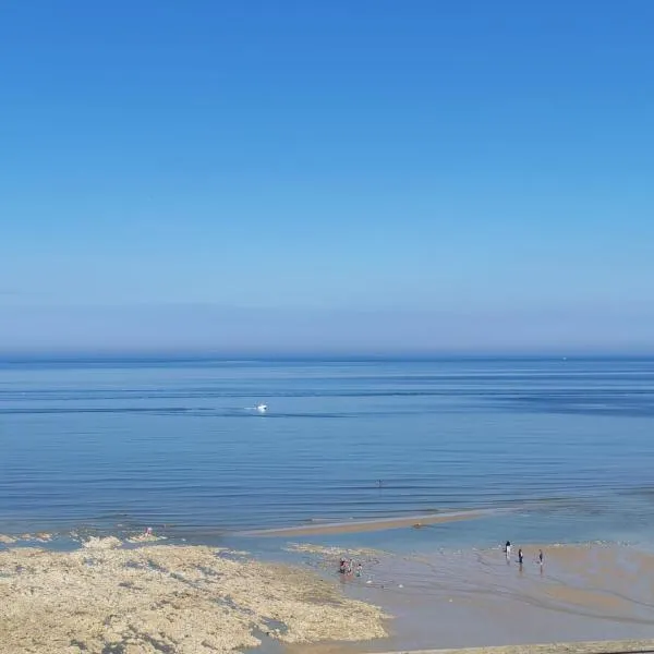 Superbe vue mer... Au calme, hotel en Ault