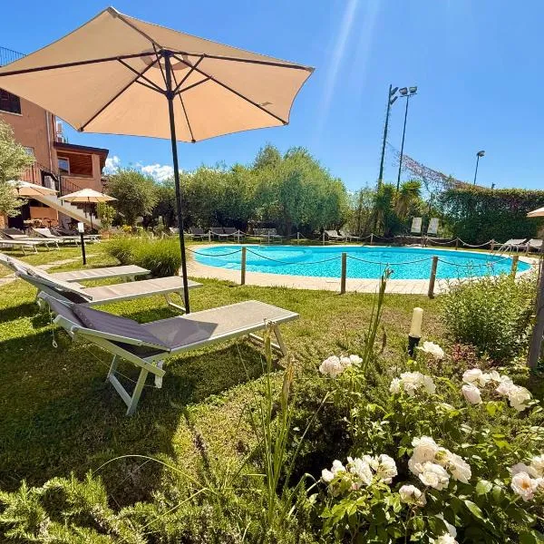 Albergo Vittoria, hôtel à Toscolano Maderno