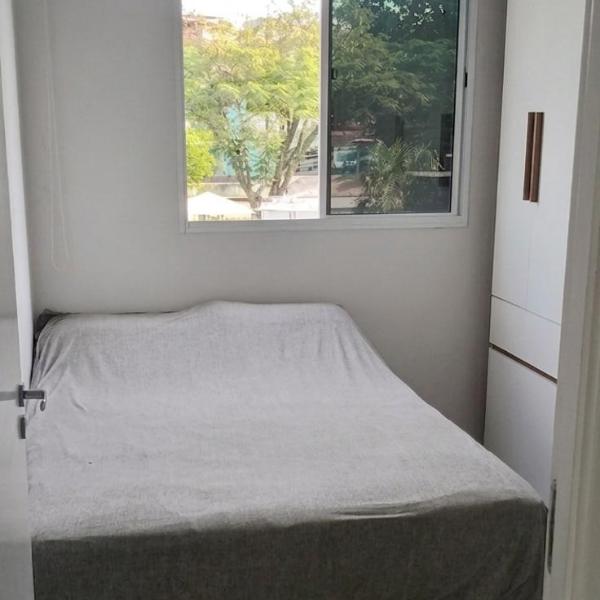 Quarto em Lindo Apartamento com Piscina - Foto 2