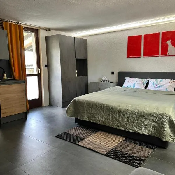 Prestige Apartments & Wellness, хотел в Одореу Секуеш