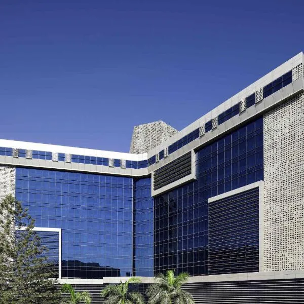 Mövenpick Hotel Karachi, viešbutis mieste Karačis