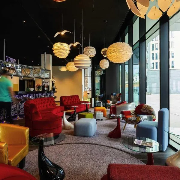 ibis Styles Liege Guillemins, hotel en Lieja