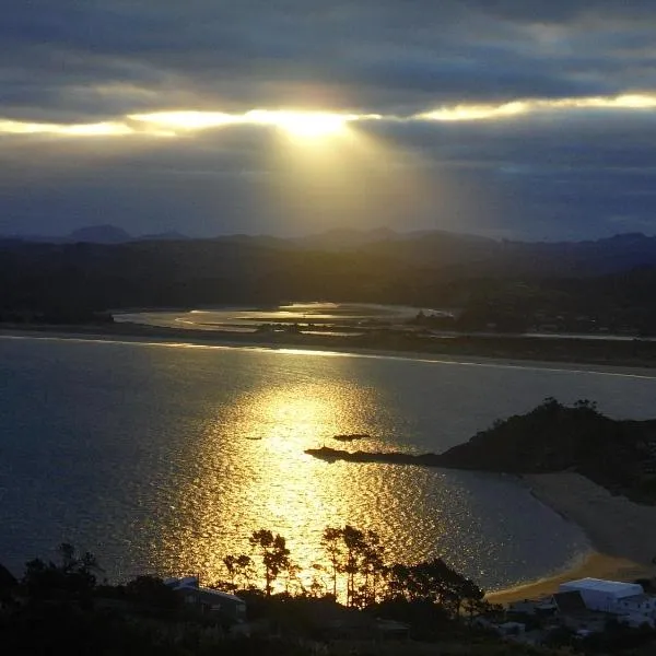 Ocean Purring Views, hotel em Tutukaka