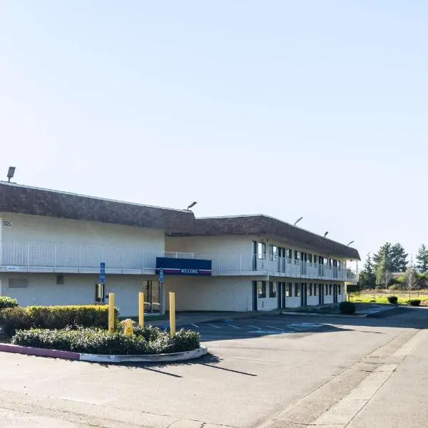 Motel 6-Oroville, CA, hotel v destinácii Gridley