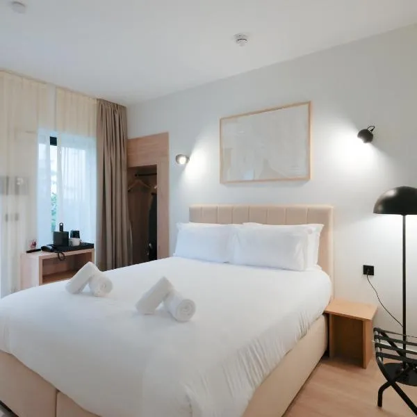 City Pop 2Night Paris - Self check-in, hotell sihtkohas Vanves