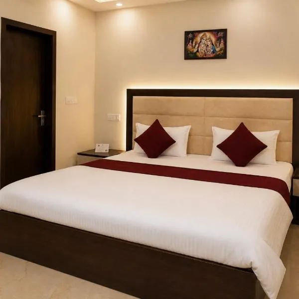 Hotel SSD - A Budget Friendly Hotel #Near Prem Mandir #Lift #Ac Rooms #Near Gol Chowk, hotel en Vrindāvan