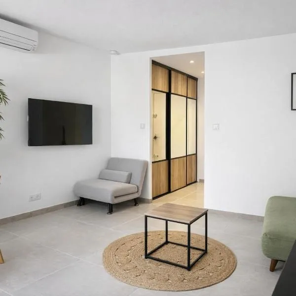 Cosy Sunnyland, accès direct plage et parking privatif、ラ・グランド・モットのホテル