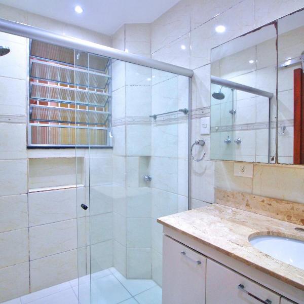 Ótimo 2 quartos na quadra da praia para 6 pessoas - Foto 3
