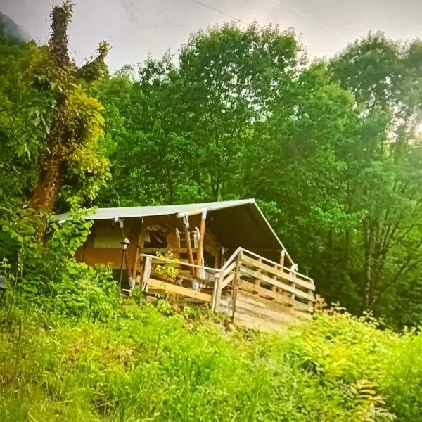 Glamping C Selva Tenda Castagno, hotel a Piano Porlezza