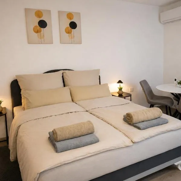 Bosanska Krupa में, होटल Moderan Apartman, balkon, klima, parking, WiFi, TOP lokacija
