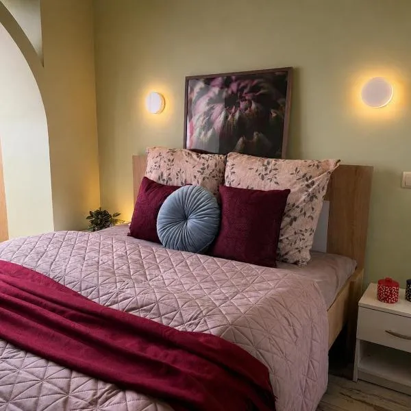 2ком видовые апартаменты в центре Днепра, Мост Сити, Набережная, hotelli Dnepropetrovskissa