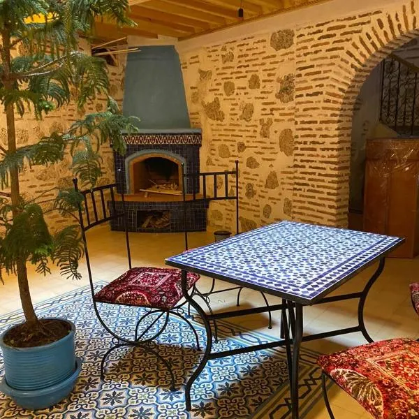 Riad Nassar，舍夫沙萬的飯店