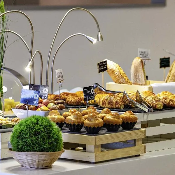Mercure Paris Vaugirard Porte De Versailles, отель в Париже