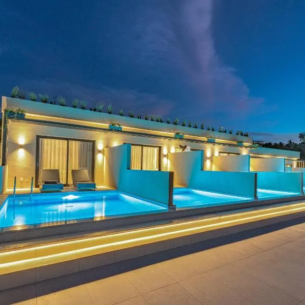 Helena's Aether Suites - Seaview & Heated Infinity Pool, hotel sa Tragaki