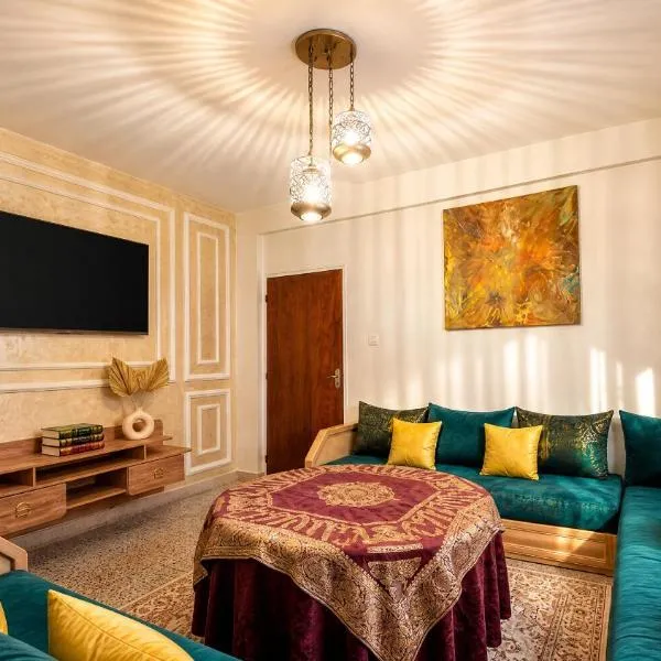 Calm Central Stay Near Beach - High-Speed WiFi, Free Parking, hotel u gradu Agadir