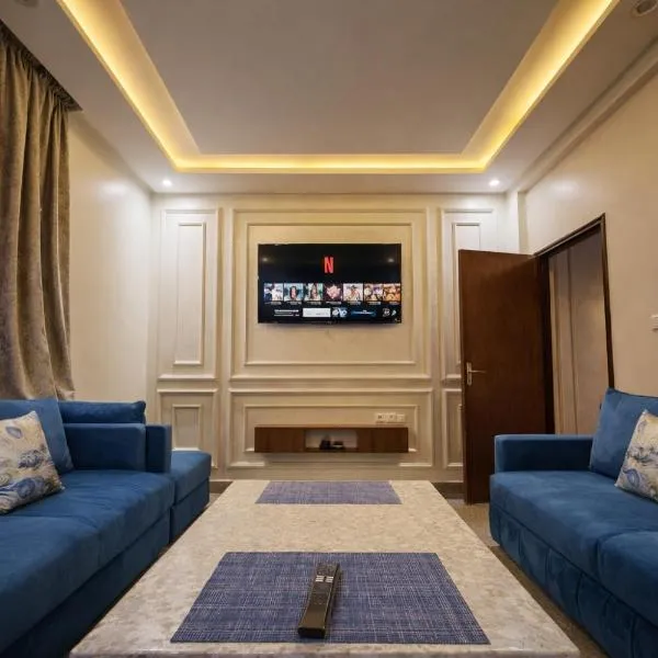Quiet Central Home Near Beach - High Speed WiFi, Free Parking & Private Entry, hotel ad Agadir