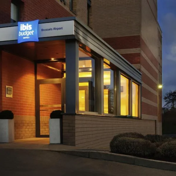 ibis budget Hotel Brussels Airport, хотел в Диегем