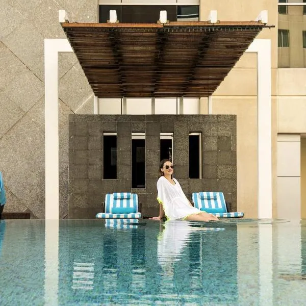 दुबई में, होटल Novotel Deira Creekside Dubai