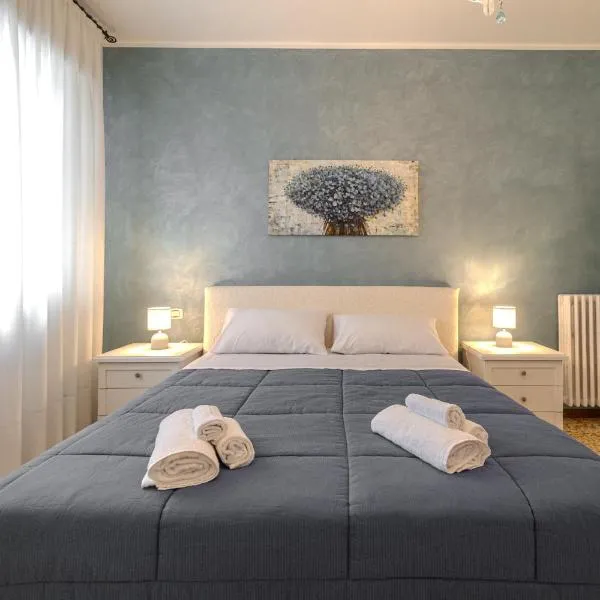 Casa Lella, hotel u gradu Novara