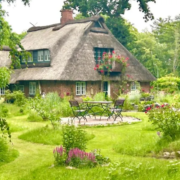 Reetdachhaus Bischoff, hotel en Kuden