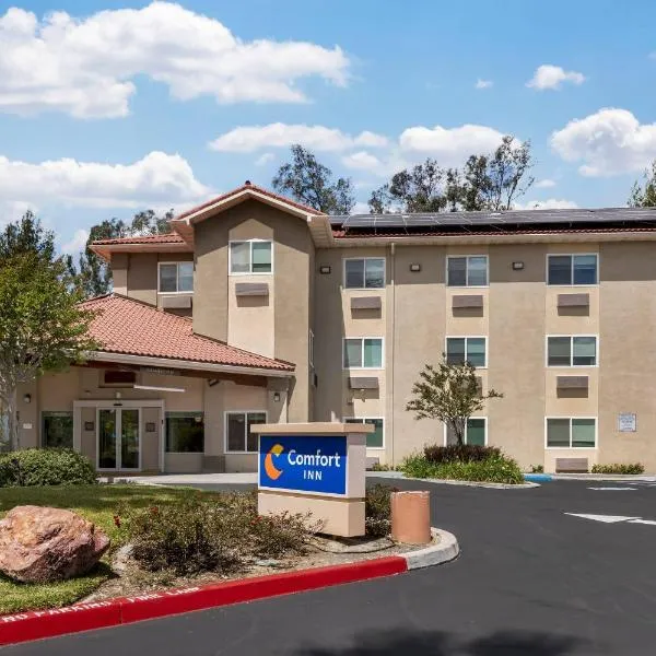 Comfort Inn Fontana, khách sạn ở Fontana