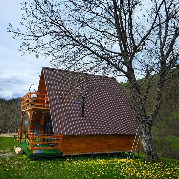 Svanieri-Cottage in Svaneti, hotel u gradu 'Katskhi'