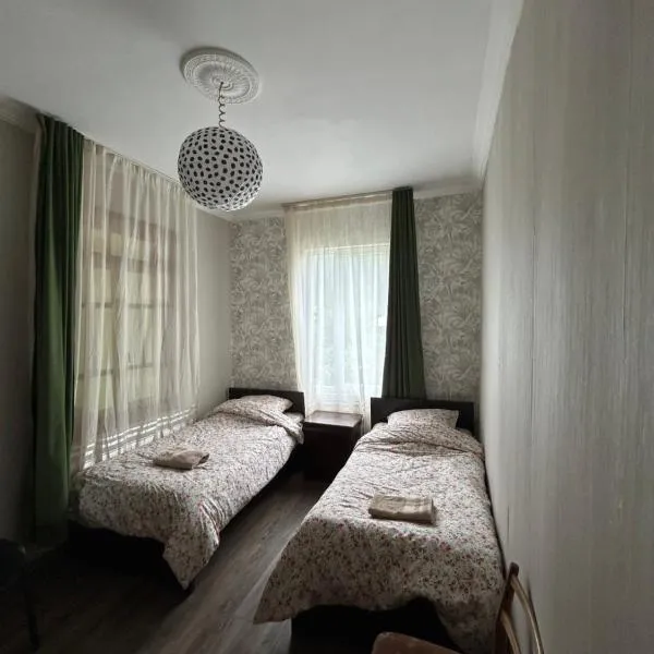 Svaneti Heaven, hotel en Lentekhi