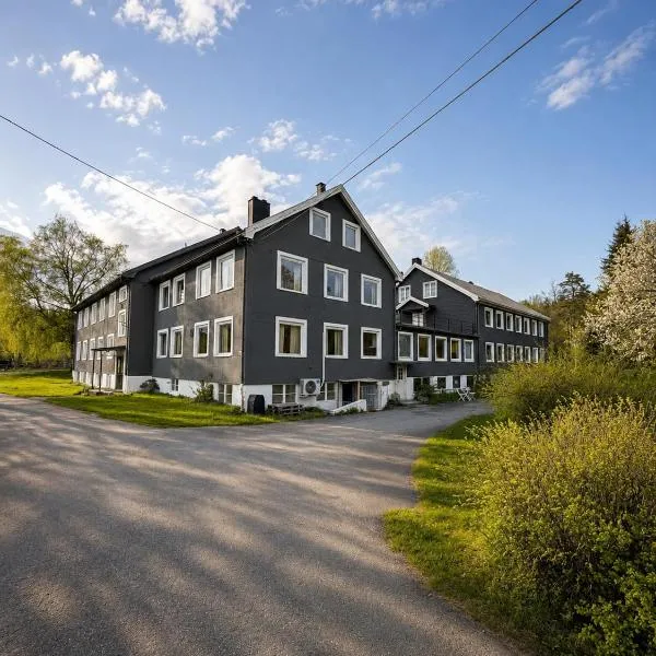 Overnatting nær Kristiansand, hotelli kohteessa Vennesla