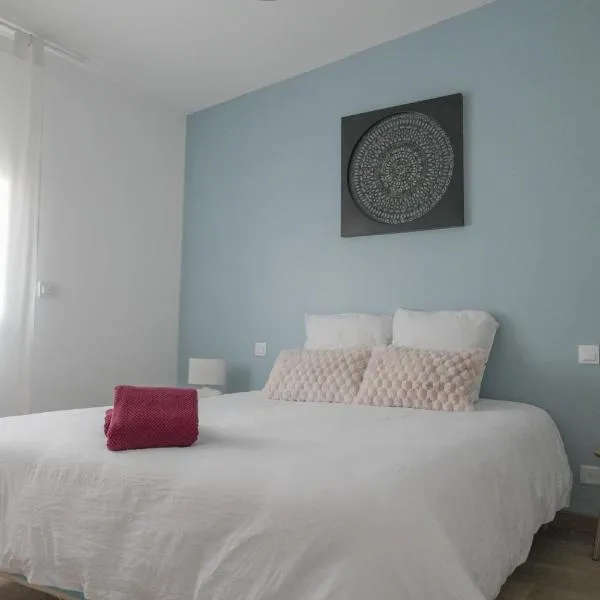 Gîte Côte de Nacre, 4 à 6p, La Ferme de Valambray, khách sạn ở Bray-la-Campagne