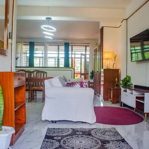 Bright Diani Studio with King Bed, 2min to Beach, hotel di Diani Beach