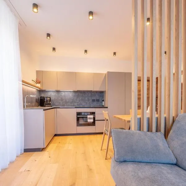 Sofia Apartments - Deluxe Mountain View, hotel in San Sigismondo