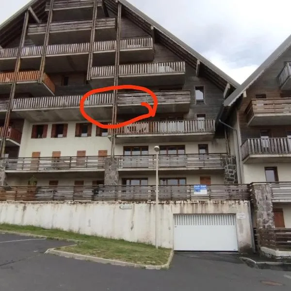 appartement 6 couchages à Super Besse, hotell sihtkohas Besse-et-Saint-Anastaise