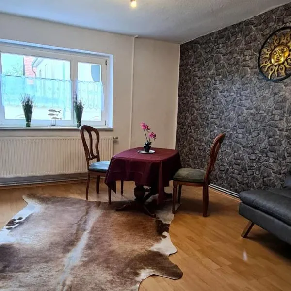 Ferienwohnung beim Schloss Ballenstedt Apartment 1, hotel en Ballenstedt