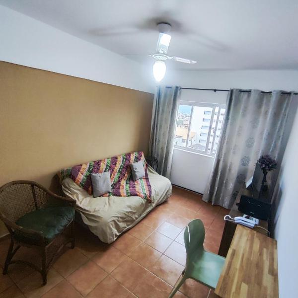 Apartamento no centro, com garagem e wi-fi - Foto 5