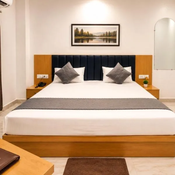 Skyline Hotel - Near Ram Mandir – hotel w mieście Ayodhya