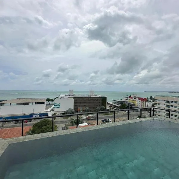 Flat aconchegante a 150 metros da praia, hotel v destinaci João Pessoa