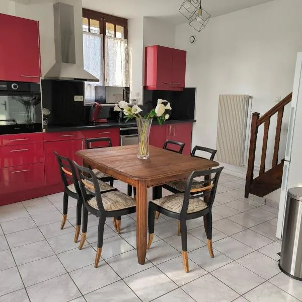 La Petite Montreuillaise - proche rivière, khách sạn ở Montreuil-Bellay