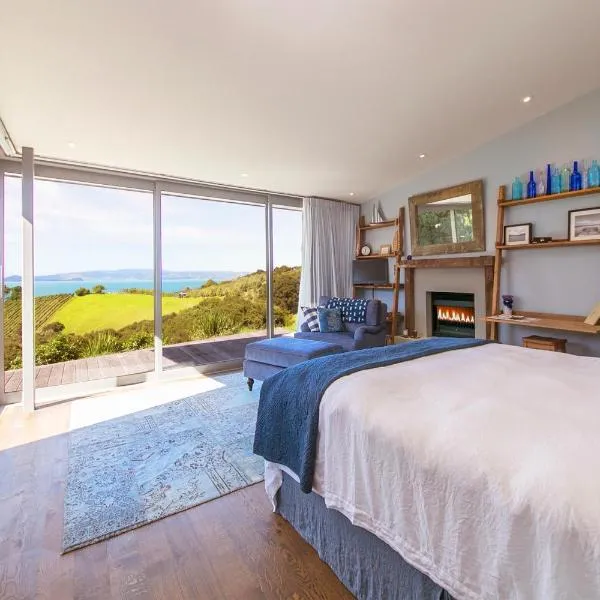 Waiheke Luxury Blue and Green Rooms, hotel in Ostend