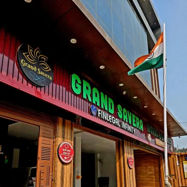 Grand Savera, hotel em Saharsa