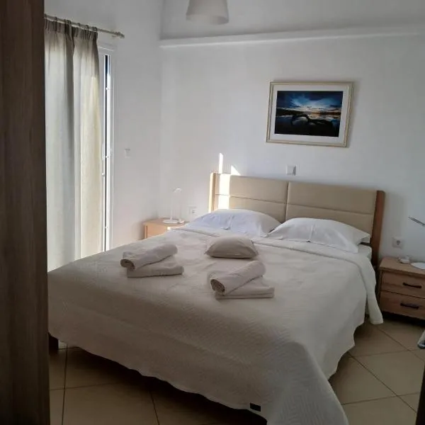 Niko's apartments 1, hotel i Elafonisos