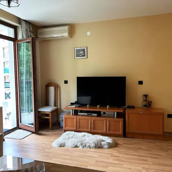 Park view Luxury Apartment Iglika Beach, hotel i Golden Sands