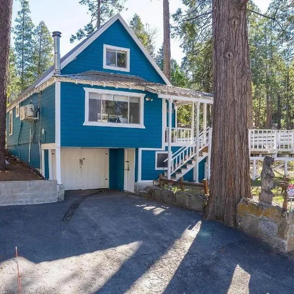 Tollhouse Cottage Heart of Shaver, khách sạn ở Shaver Lake