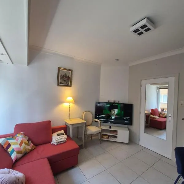 Appartement Esmeralda, hotelli kohteessa Knokke-Heist