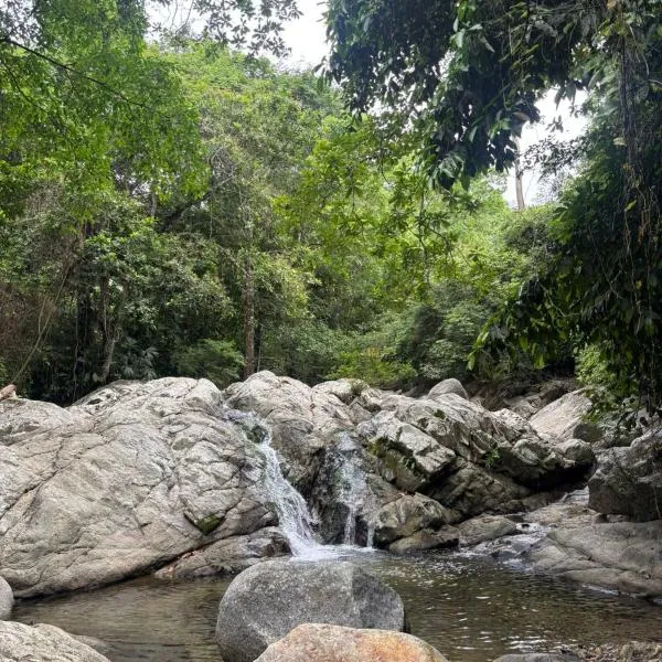 Hostal Nomadax Tayrona, hotel in El Zaino